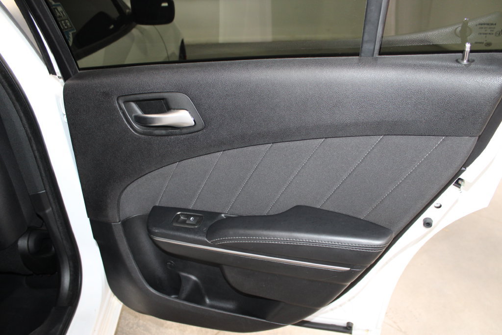 Used 2016 Dodge Charger R/T RWD image 27