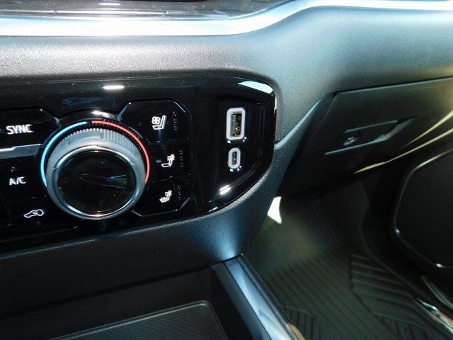 New 2026 Chevrolet Silverado 1500 LTZ w/ LTZ Premium Package image 40