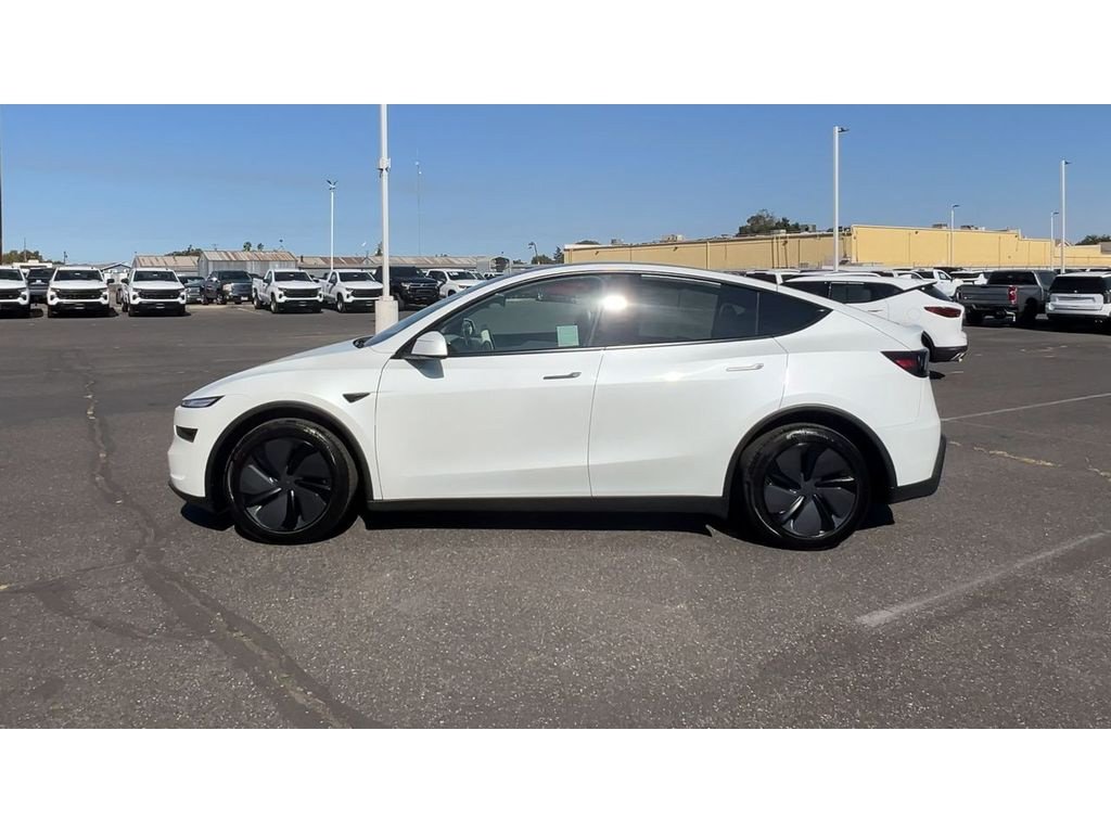 Used 2026 Tesla Model Y Long Range AWD/4WD image 7