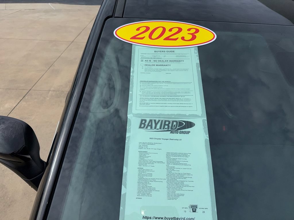 Used 2023 Chrysler Voyager LX FWD image 19