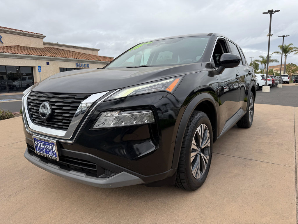 Used 2023 Nissan Rogue SV FWD image 1
