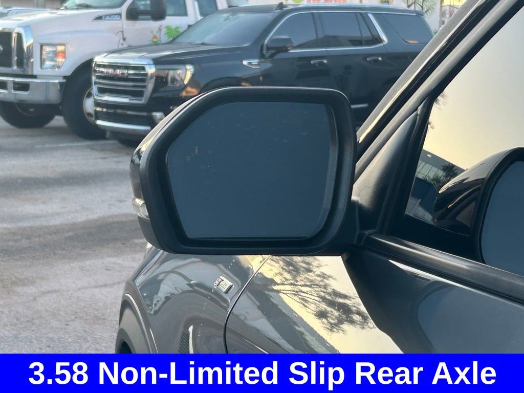 Used 2025 Ford Explorer ST-Line w/ Premium Package image 16