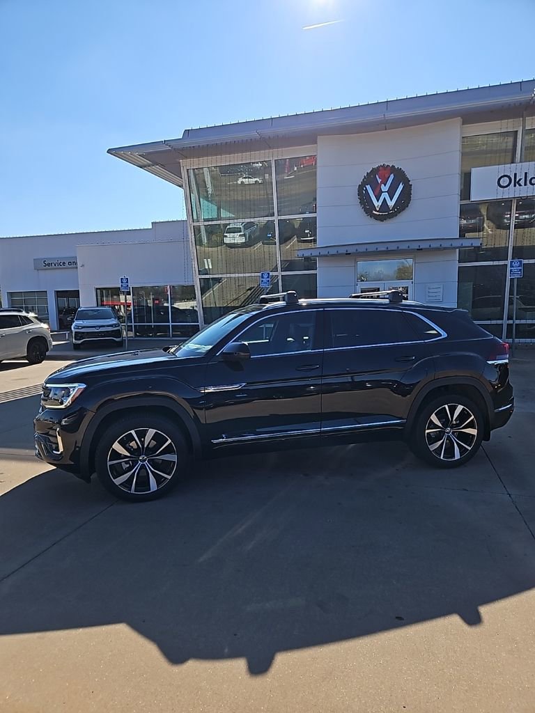New 2026 Volkswagen Atlas Cross Sport SEL Premium R-Line AWD/4WD image 8