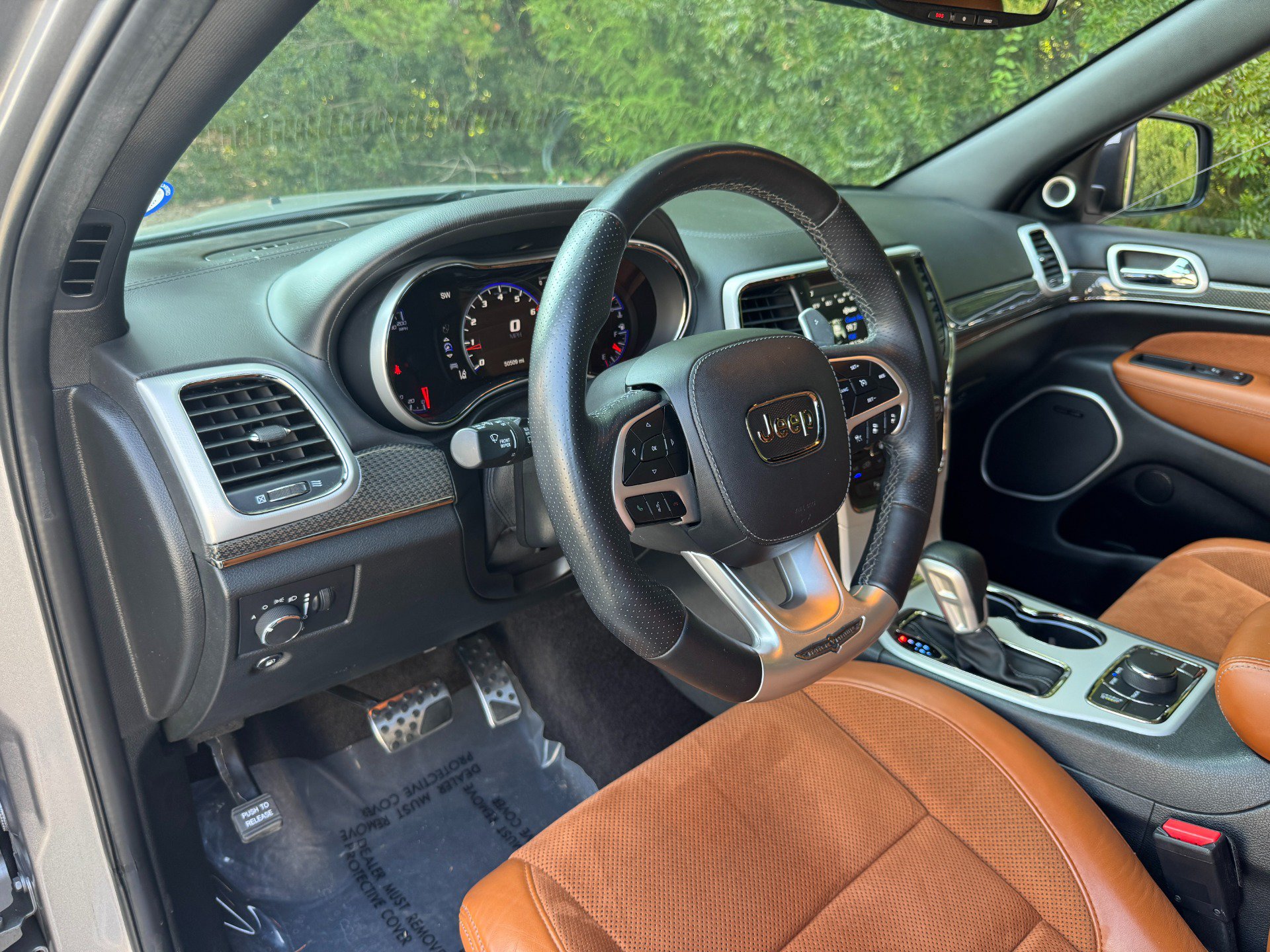 Used 2018 Jeep Grand Cherokee Trackhawk w/ Trailer Tow Group IV AWD/4WD image 33