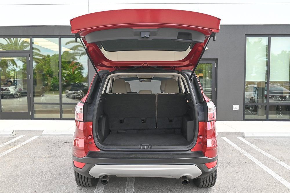 Used 2018 Ford Escape SE image 7