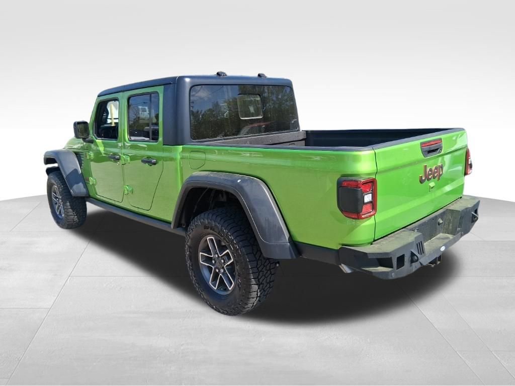Used 2025 Jeep Gladiator Mojave w/ Convenience Group AWD/4WD image 3