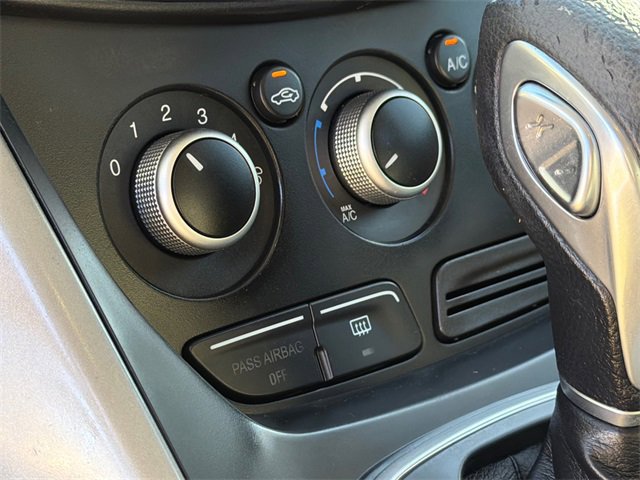 Used 2013 Ford Escape SE image 25