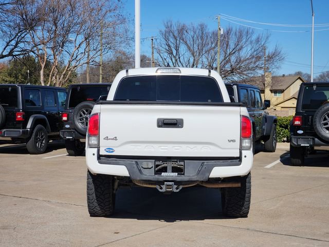 Used 2018 Toyota Tacoma Limited AWD/4WD image 6