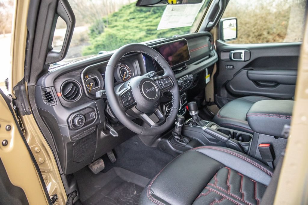 New 2026 Jeep Gladiator Rubicon w/ Safety Group AWD/4WD image 92