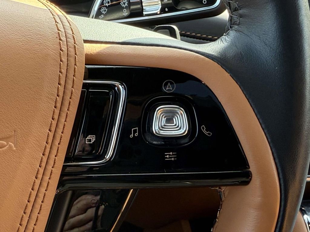 Used 2023 Lincoln Aviator Black Label w/ Dynamic Handling Package image 26