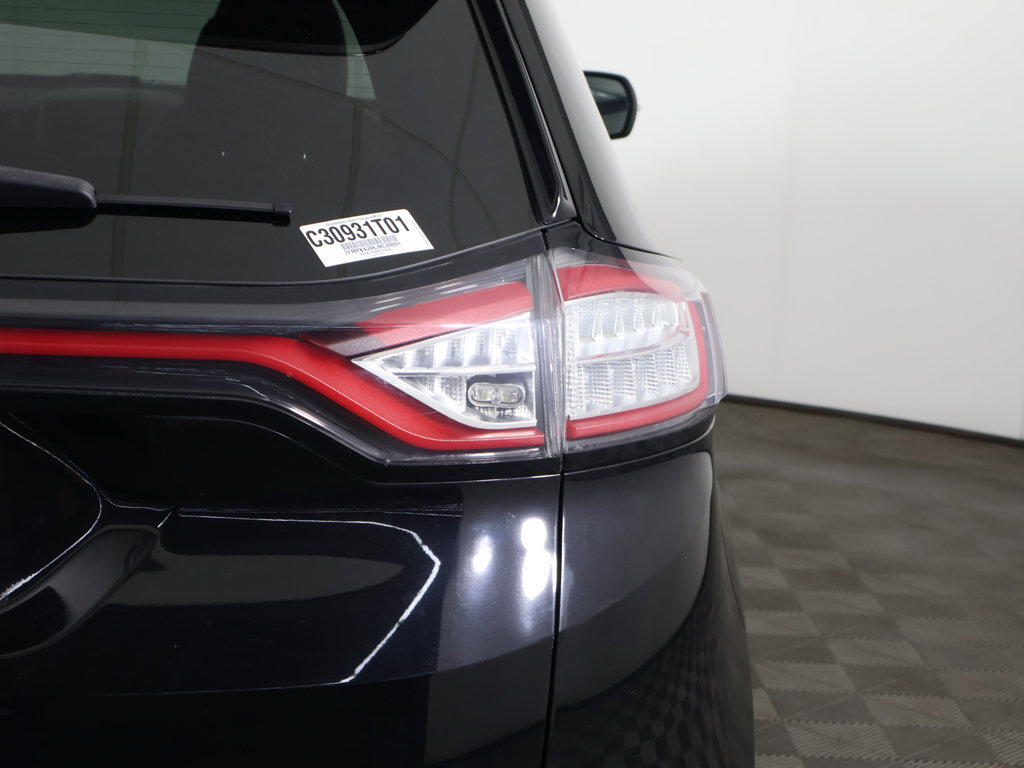 Used 2018 Ford Edge SEL w/ Equipment Group 201A AWD/4WD image 18