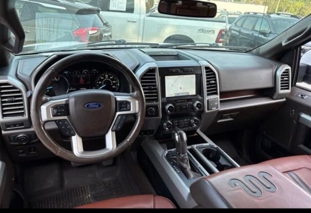 Used 2019 Ford F150 King Ranch w/ Equipment Group 601A Luxury AWD/4WD image 9