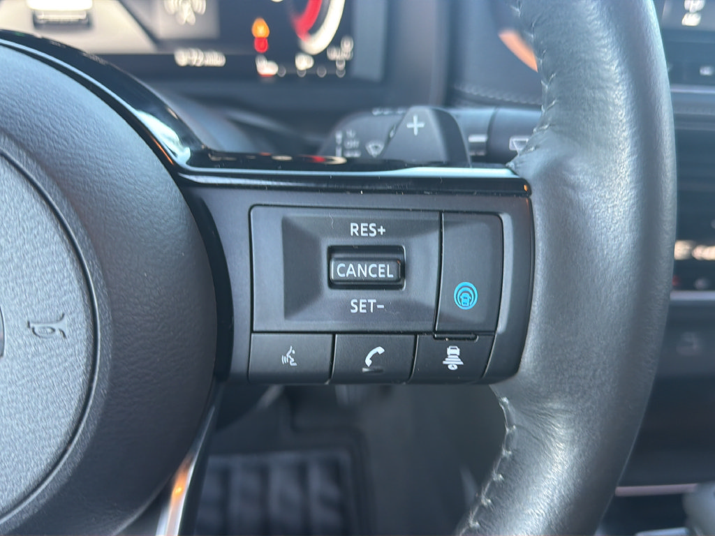 Certified 2021 Nissan Rogue Platinum FWD image 39