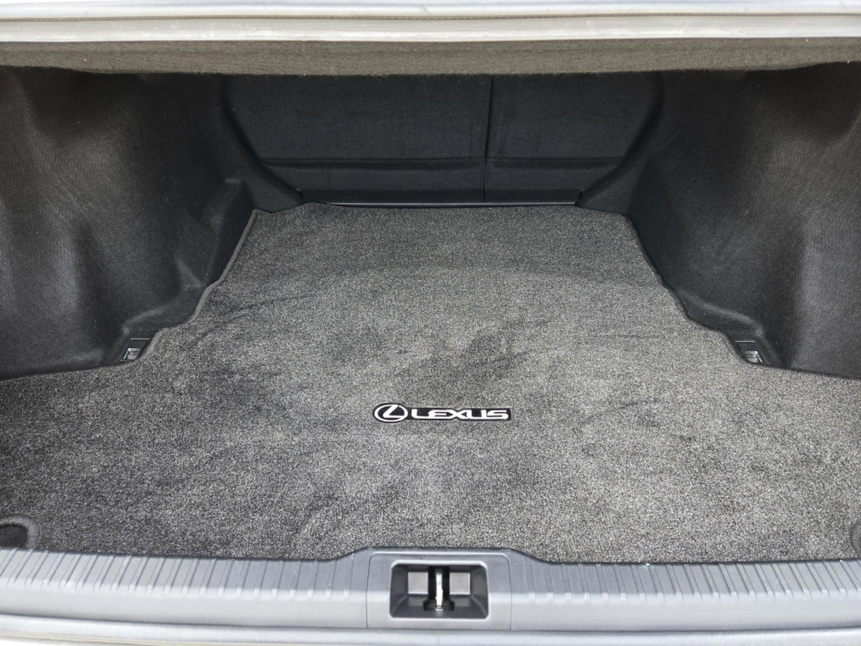 Used 2022 Lexus IS 300 w/ Premium Package image 32