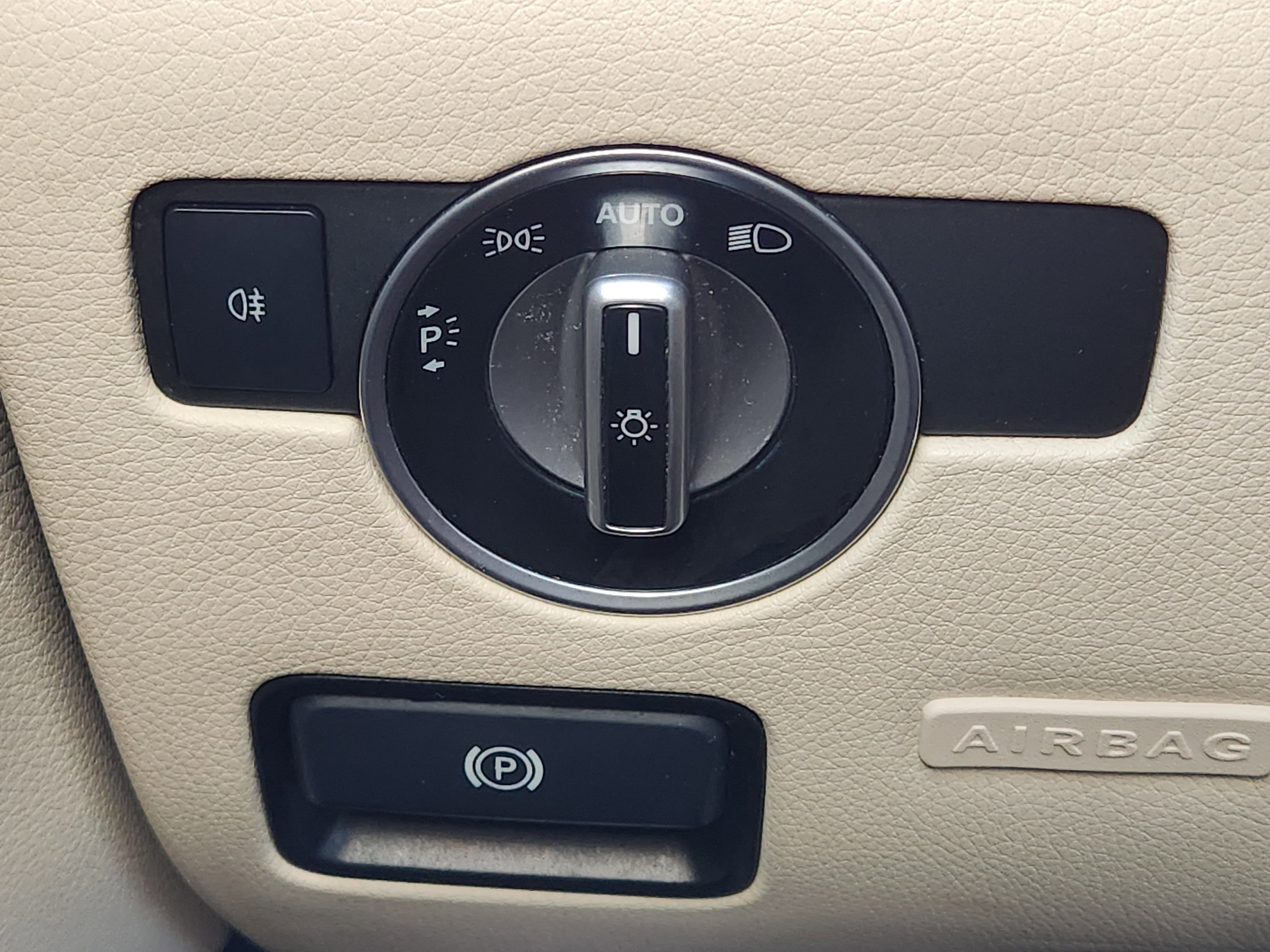 Used 2015 Mercedes-Benz SLK 250 SLK 250 image 22