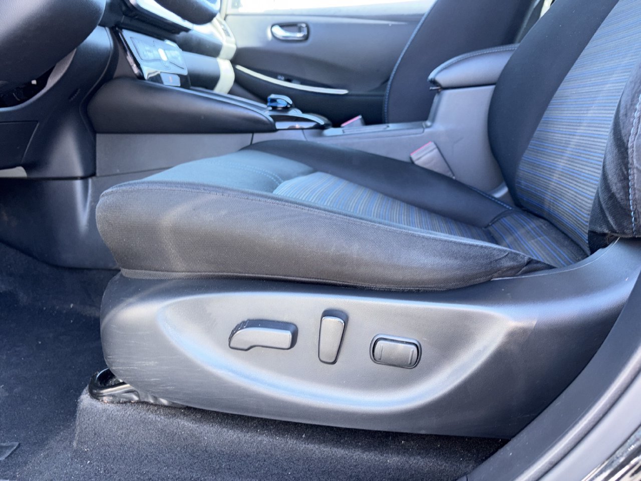 Certified 2023 Nissan Leaf SV Plus FWD image 15