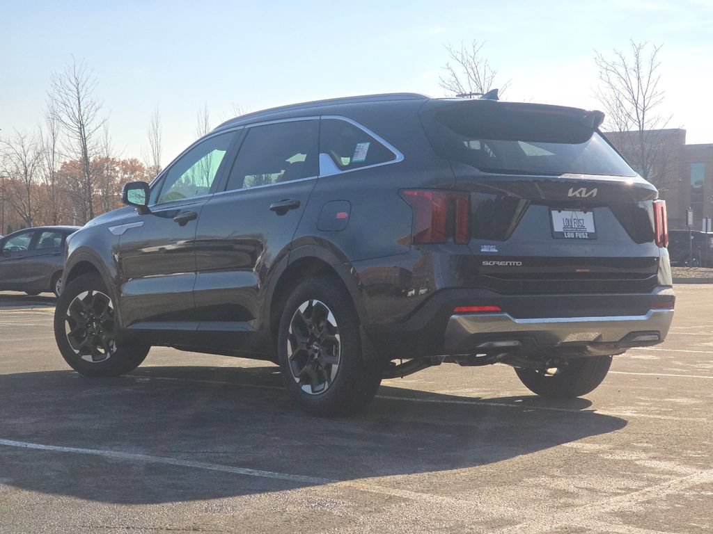 New 2026 Kia Sorento S w/ S Panoramic Sunroof Package FWD image 15