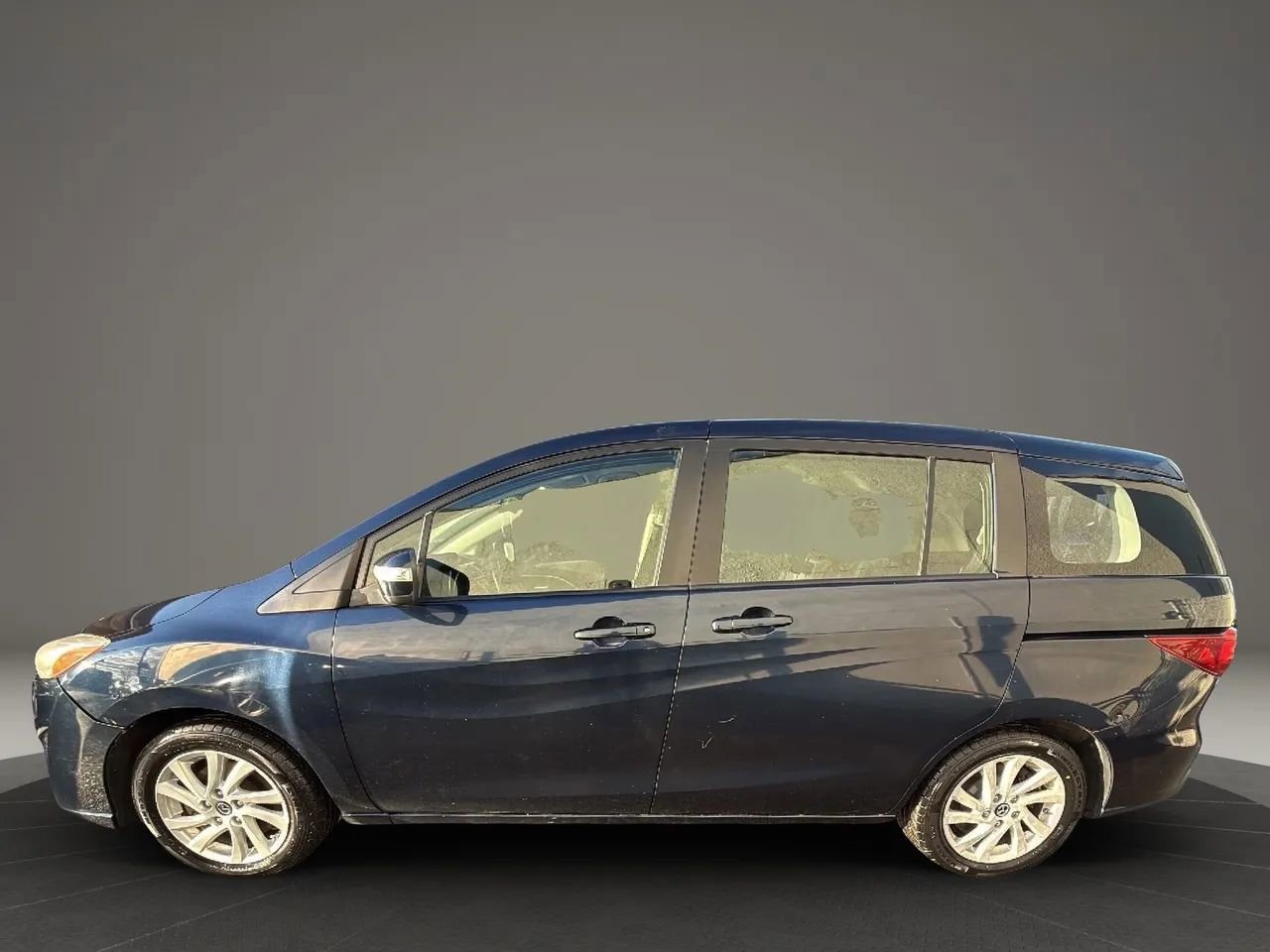 Used 2014 MAZDA MAZDA5 Sport image 8