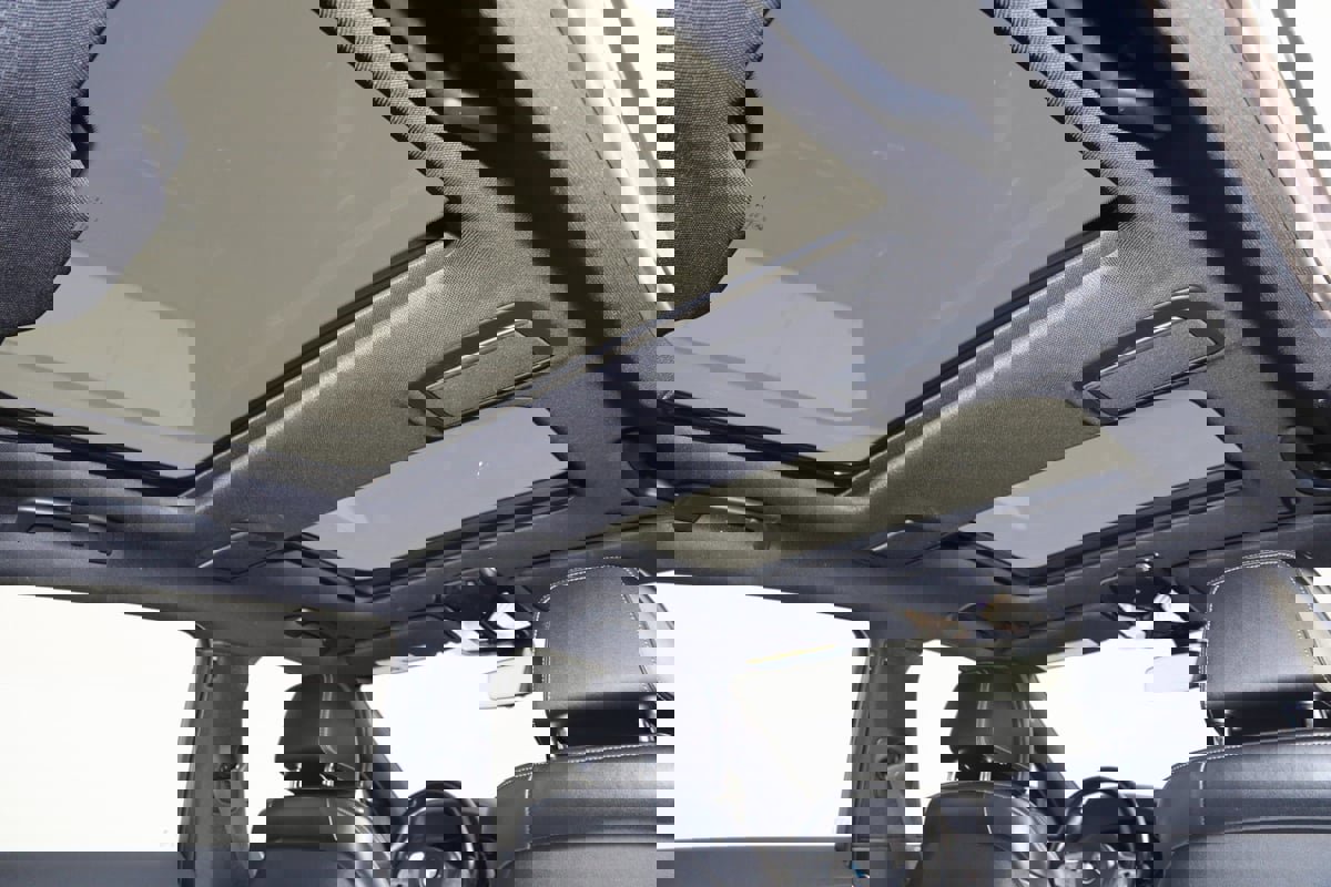 Used 2022 BMW 750i xDrive w/ M Sport Package image 18