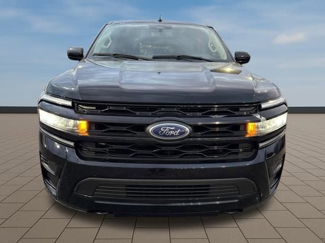 Used 2022 Ford Expedition XLT image 9