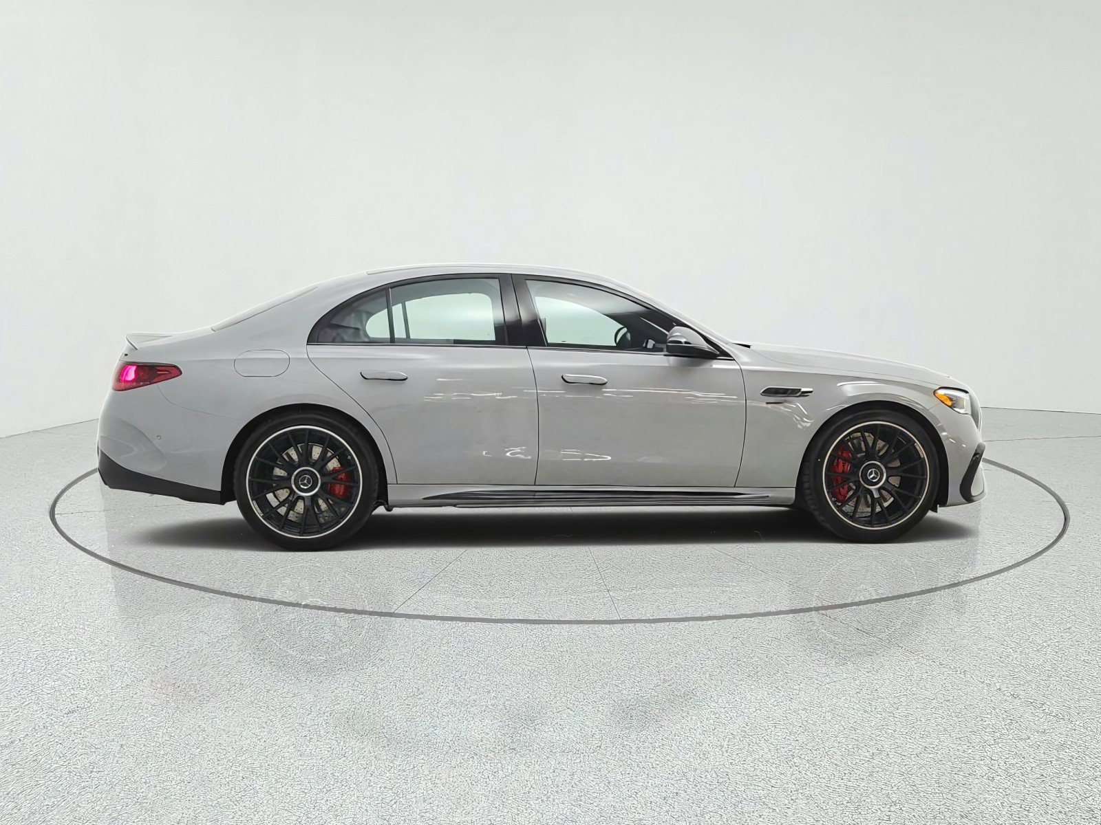New 2027 Mercedes-Benz E 53 AMG e 4MATIC Sedan image 4