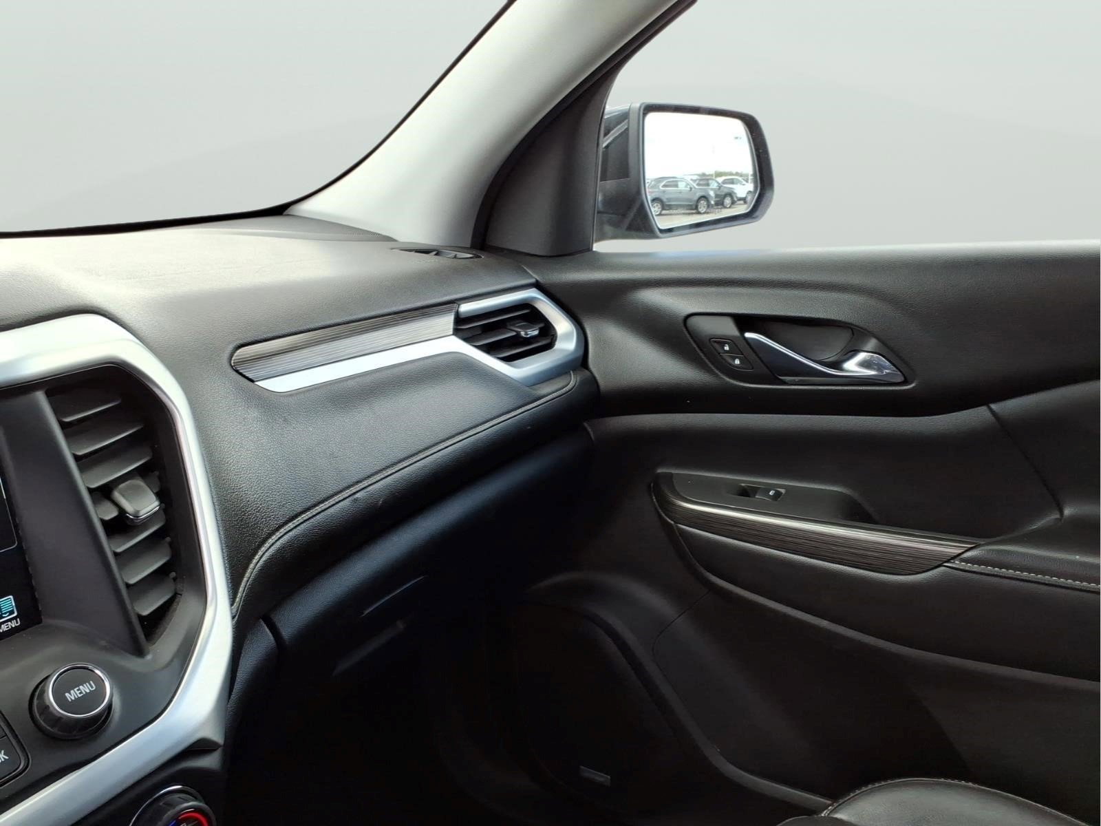 Used 2018 GMC Acadia SLT FWD image 22