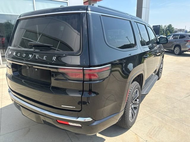 Used 2024 Jeep Wagoneer Series II AWD/4WD image 7