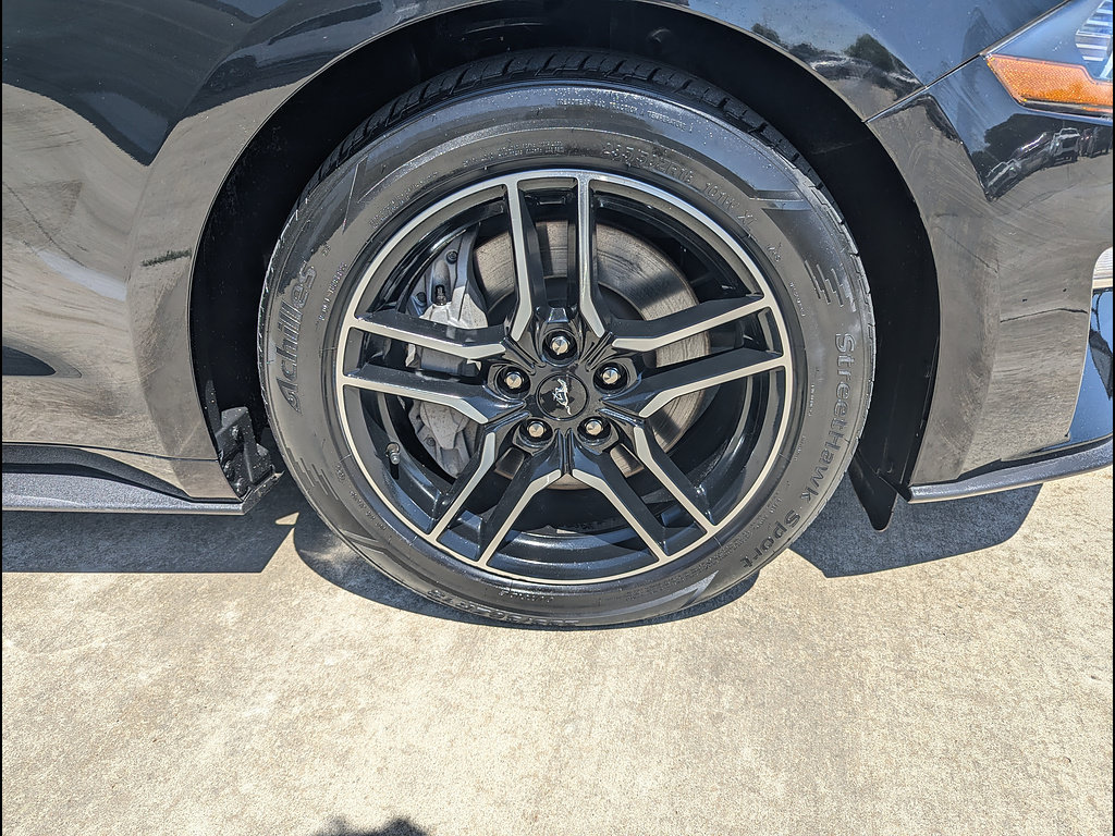 Used 2020 Ford Mustang GT RWD image 17