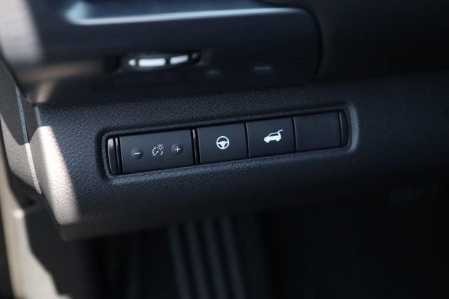 New 2026 Nissan Pathfinder SL AWD/4WD image 12