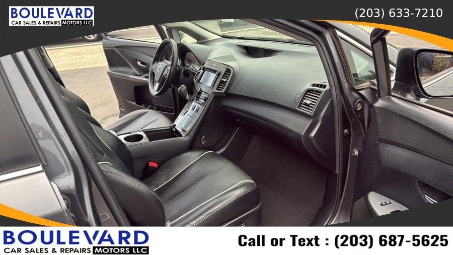 Used 2013 Toyota Venza XLE AWD/4WD image 39