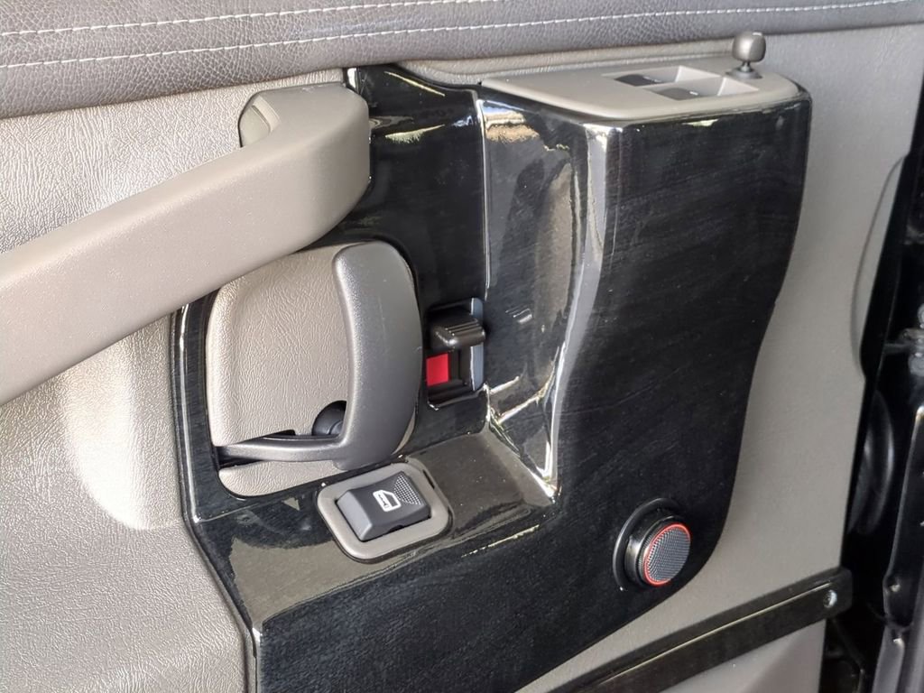 New 2025 GMC Savana 2500 Extended w/ Driver Convenience Package image 23