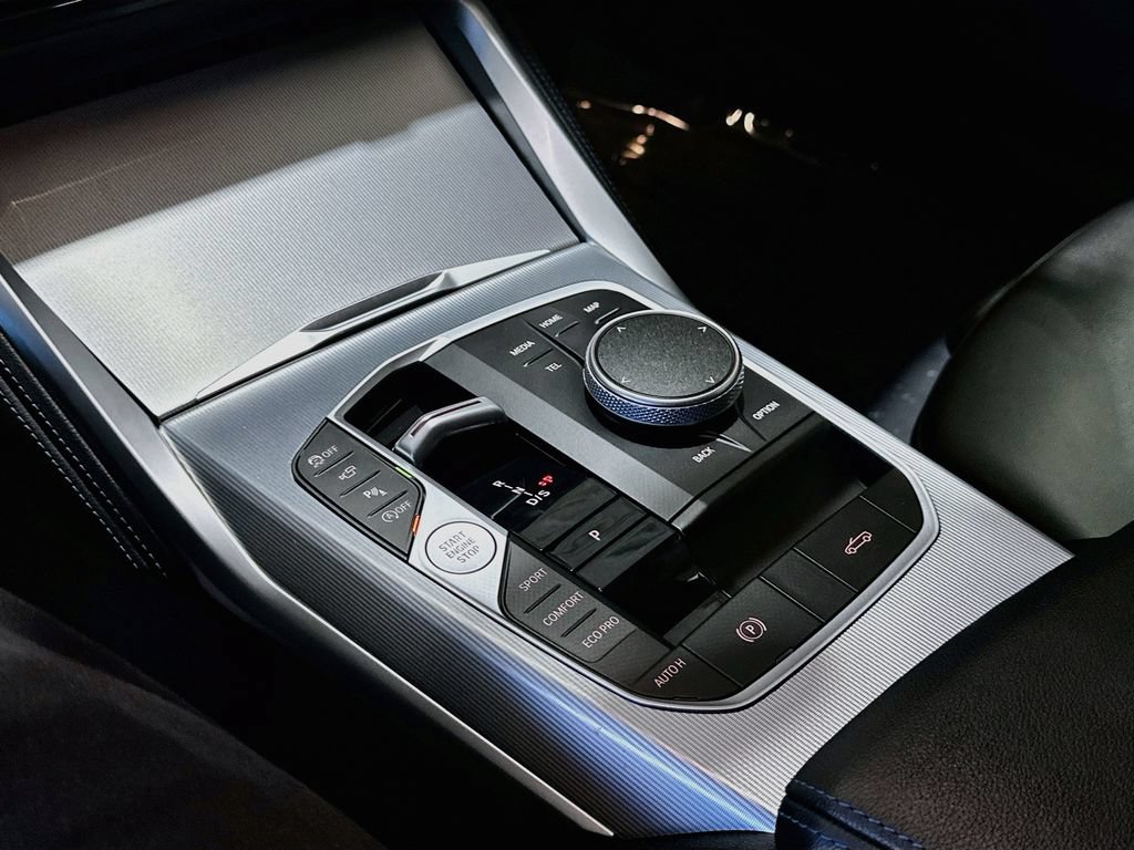 Used 2024 BMW 430i Convertible w/ M Sport Package RWD image 17