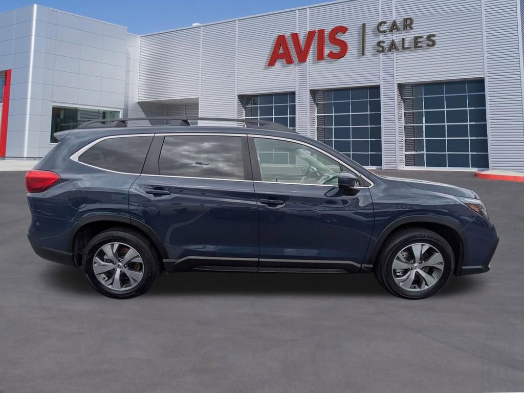Used 2025 Subaru Ascent Premium AWD/4WD image 5