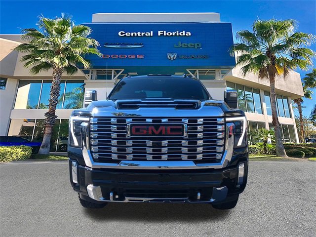 Used 2024 GMC Sierra 2500 Denali w/ Denali Reserve Package image 3