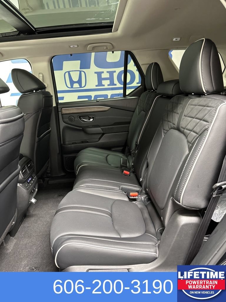 New 2026 Honda Pilot Elite image 16