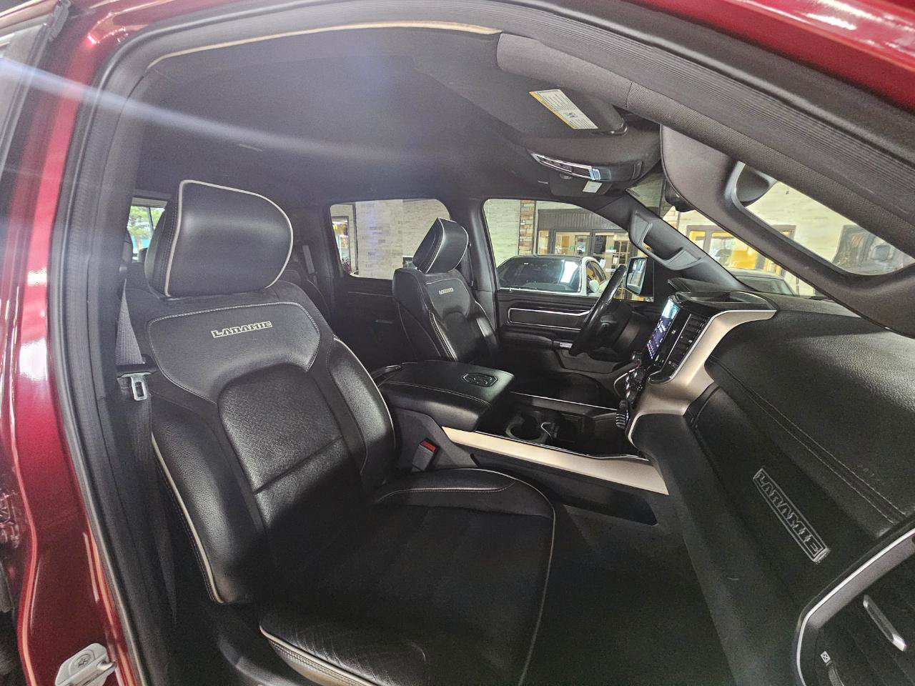 Used 2019 RAM 1500 Laramie w/ Sport Appearance Package image 12