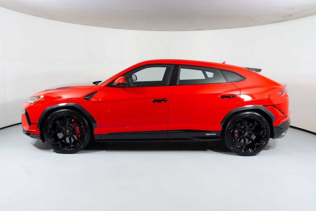 Used 2024 Lamborghini Urus Performante image 3