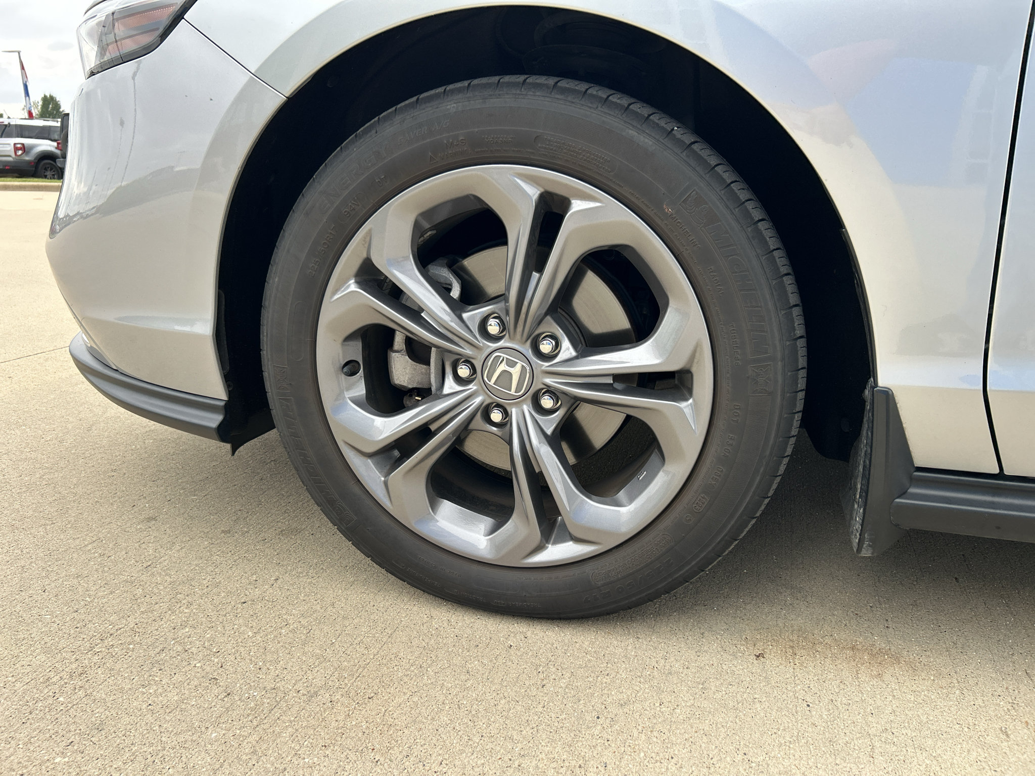 Used 2024 Honda Accord EX image 13