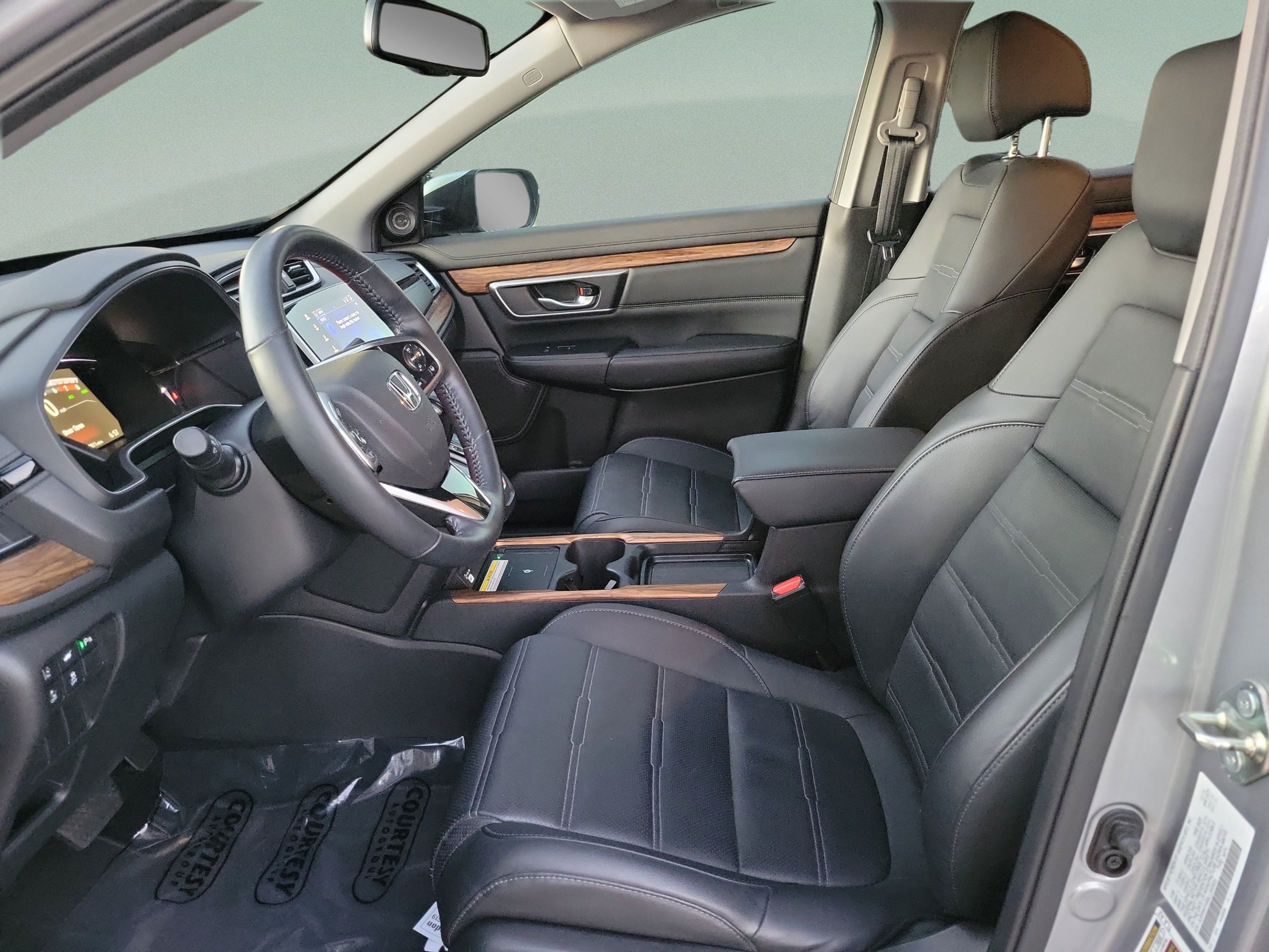 Used 2020 Honda CR-V Touring image 16