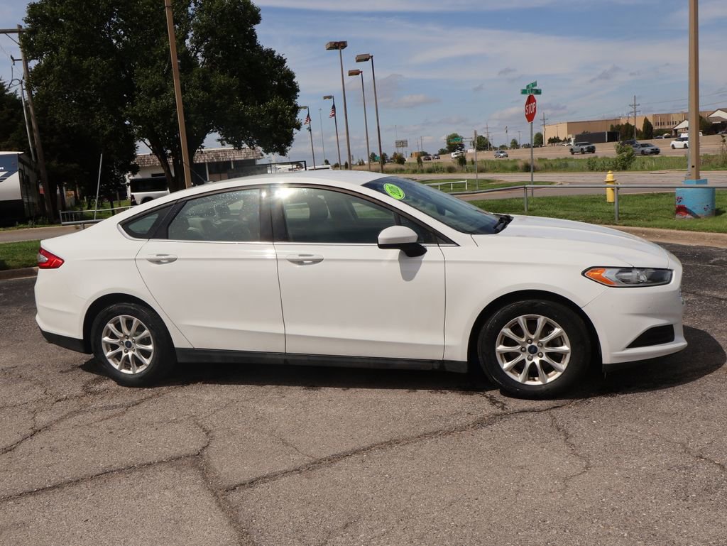 Used 2016 Ford Fusion S FWD image 39