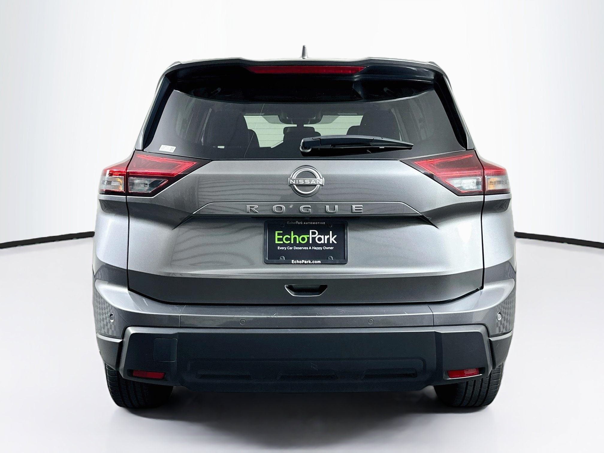 Used 2025 Nissan Rogue SV w/ SV Premium Package FWD image 7