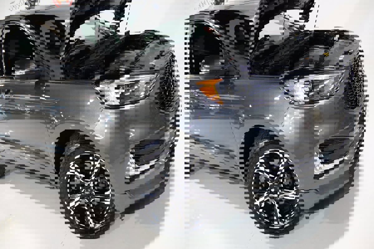 Used 2019 Ford Edge ST w/ Cold Weather Package image 68