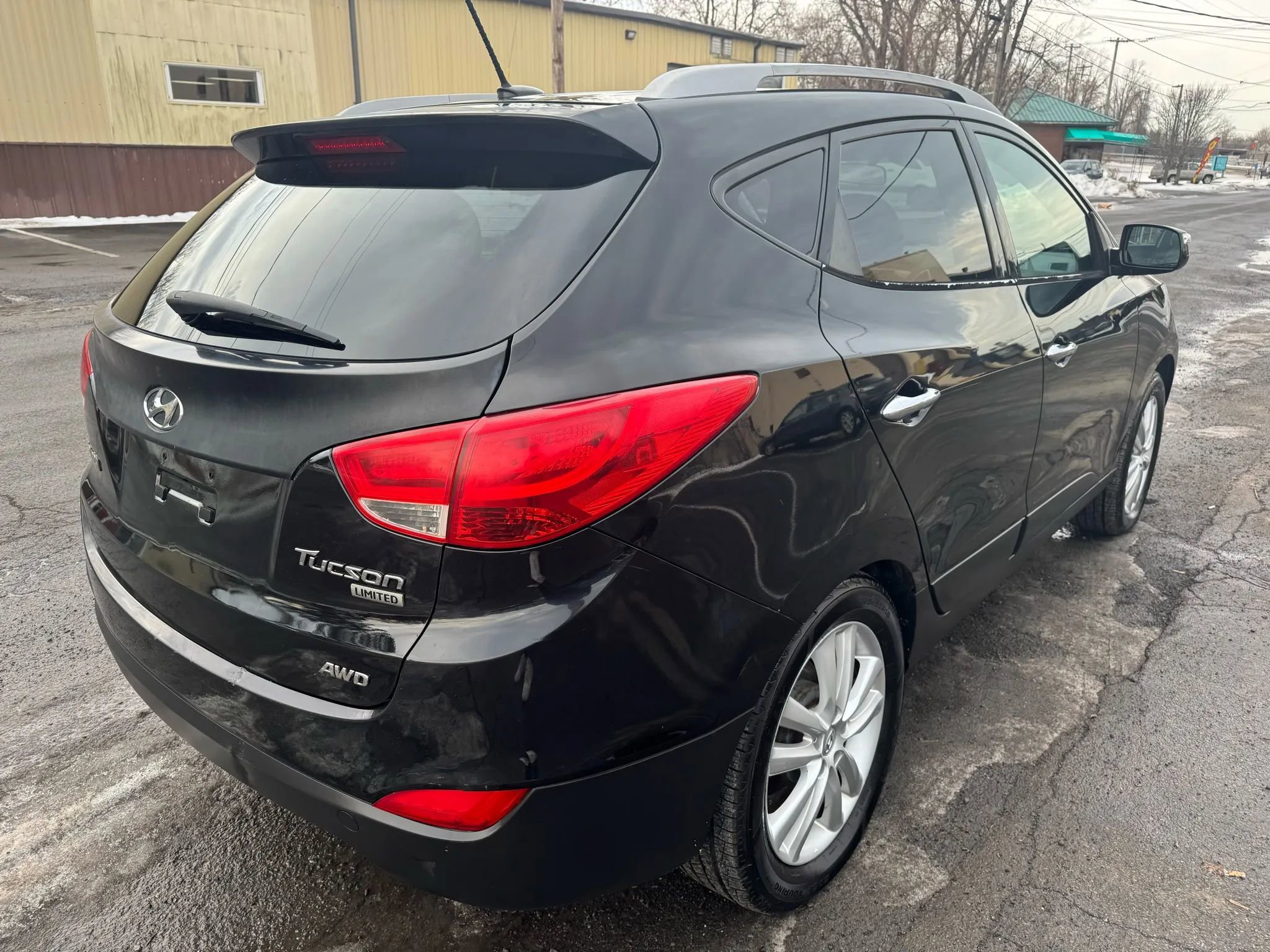 Used 2010 Hyundai Tucson Limited AWD/4WD image 5