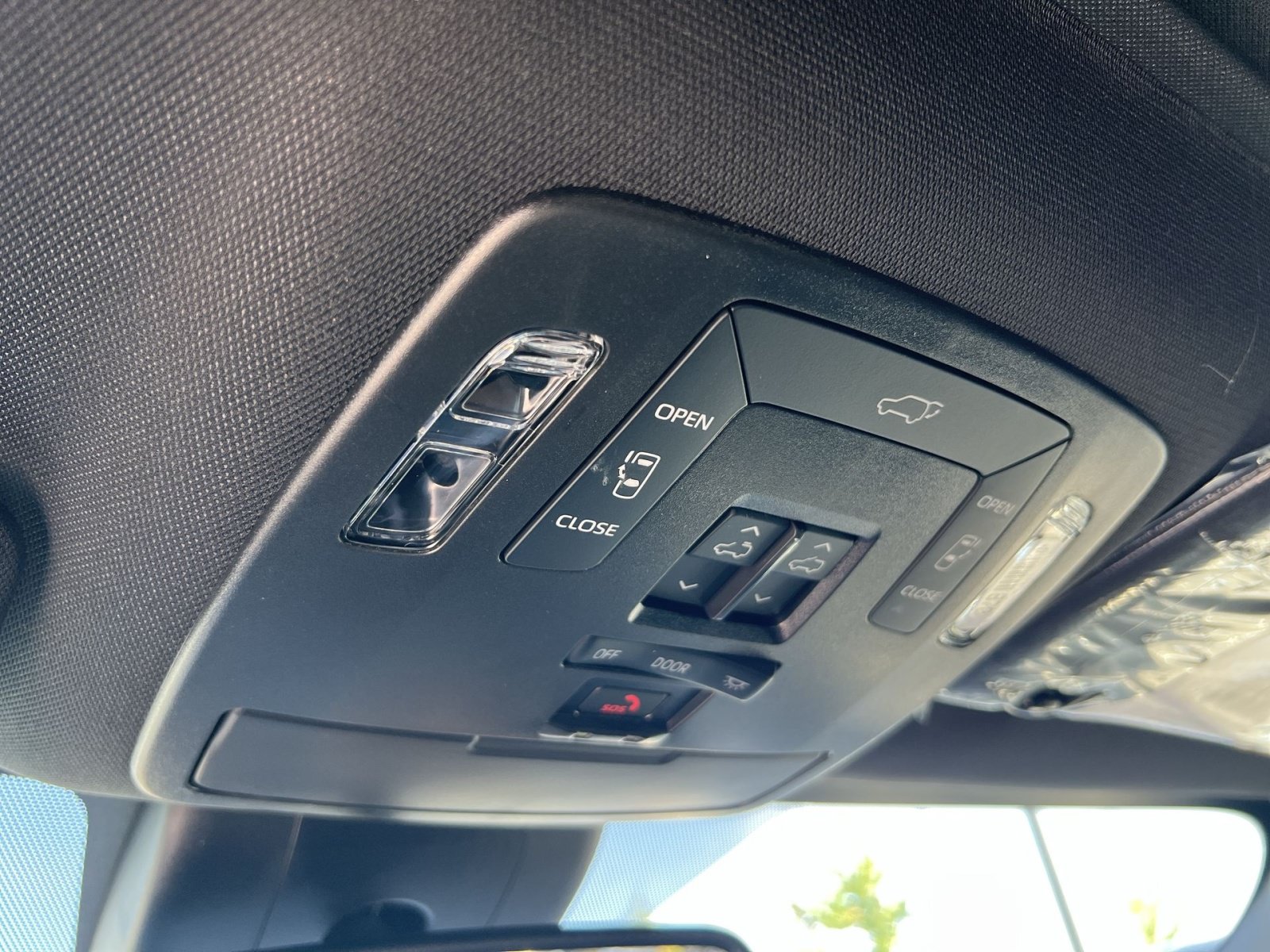 New 2026 Toyota Sienna XLE Woodland Edition AWD/4WD image 26