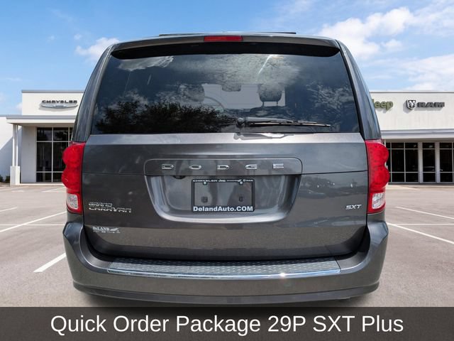 Used 2016 Dodge Grand Caravan SXT FWD image 4