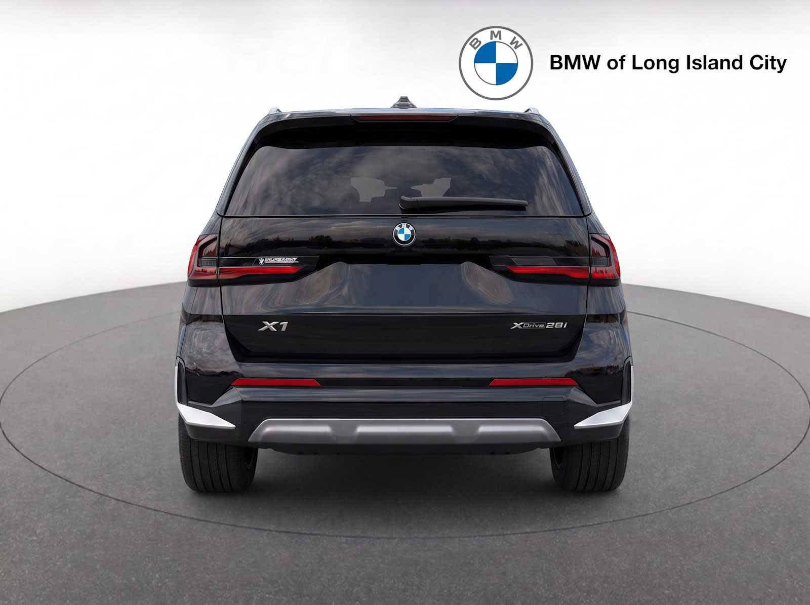 New 2026 BMW X1 xDrive28i w/ Technology Package AWD/4WD image 6