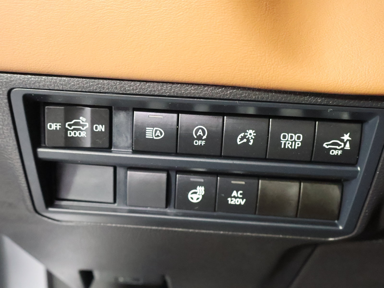 Used 2025 Toyota Tundra 1794 Edition AWD/4WD image 34