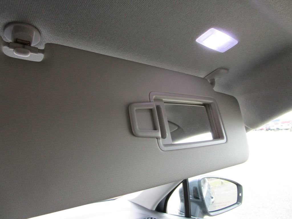 Used 2024 Volkswagen Tiguan S image 36