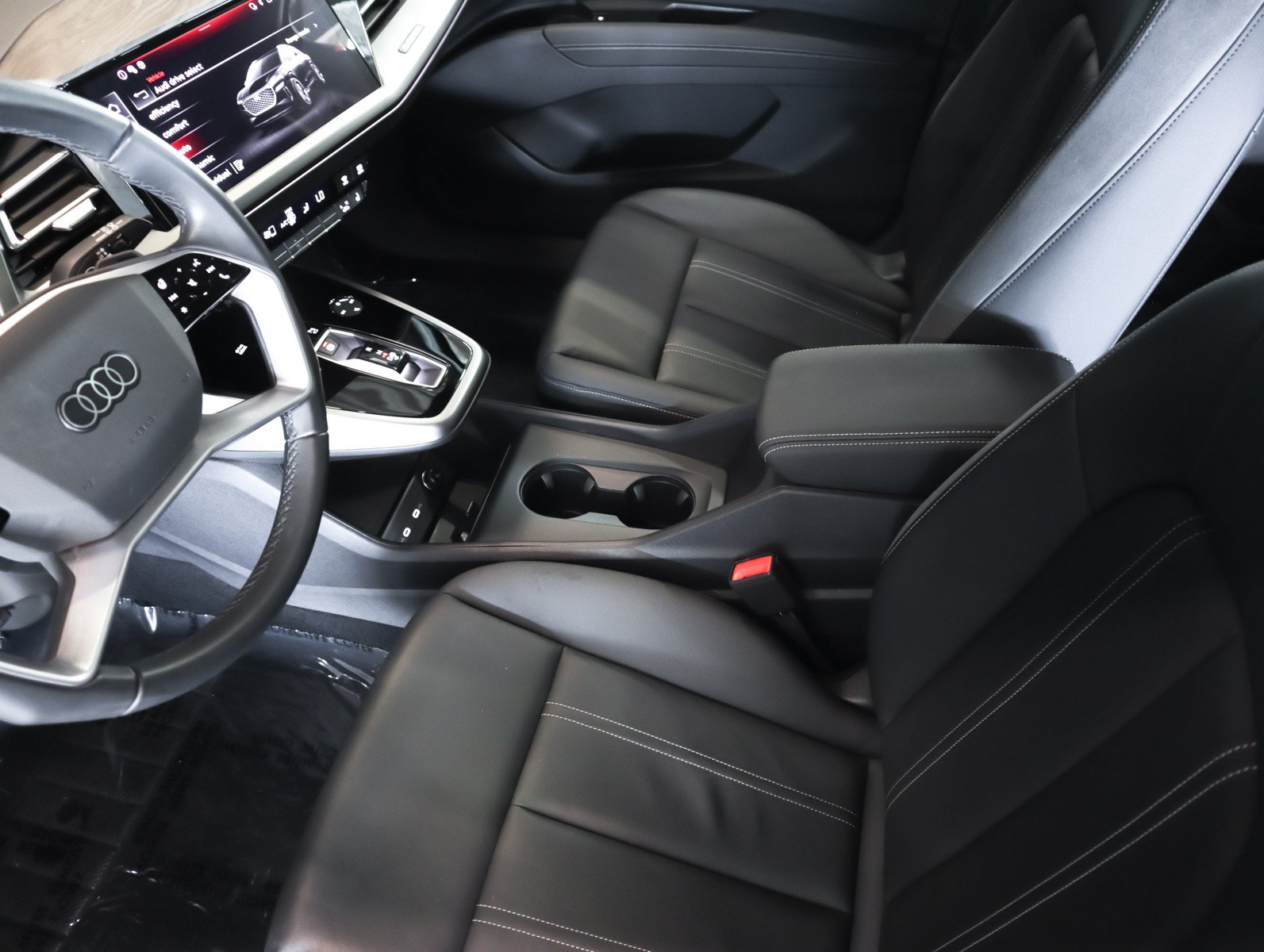 Used 2024 Audi Q4 e-tron Prestige w/ Black Optic Package AWD/4WD image 20