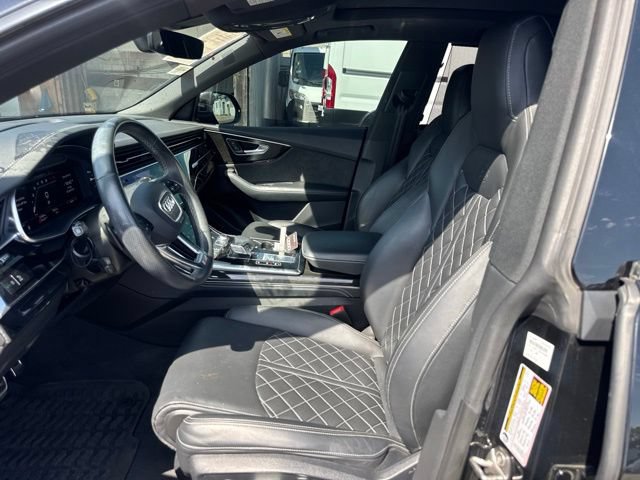 Used 2022 Audi SQ8 Prestige w/ Prestige Package AWD/4WD image 9